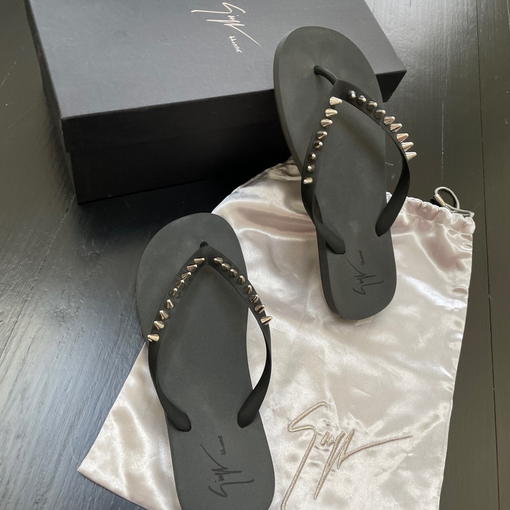 Giuseppe Zanotti flip flops